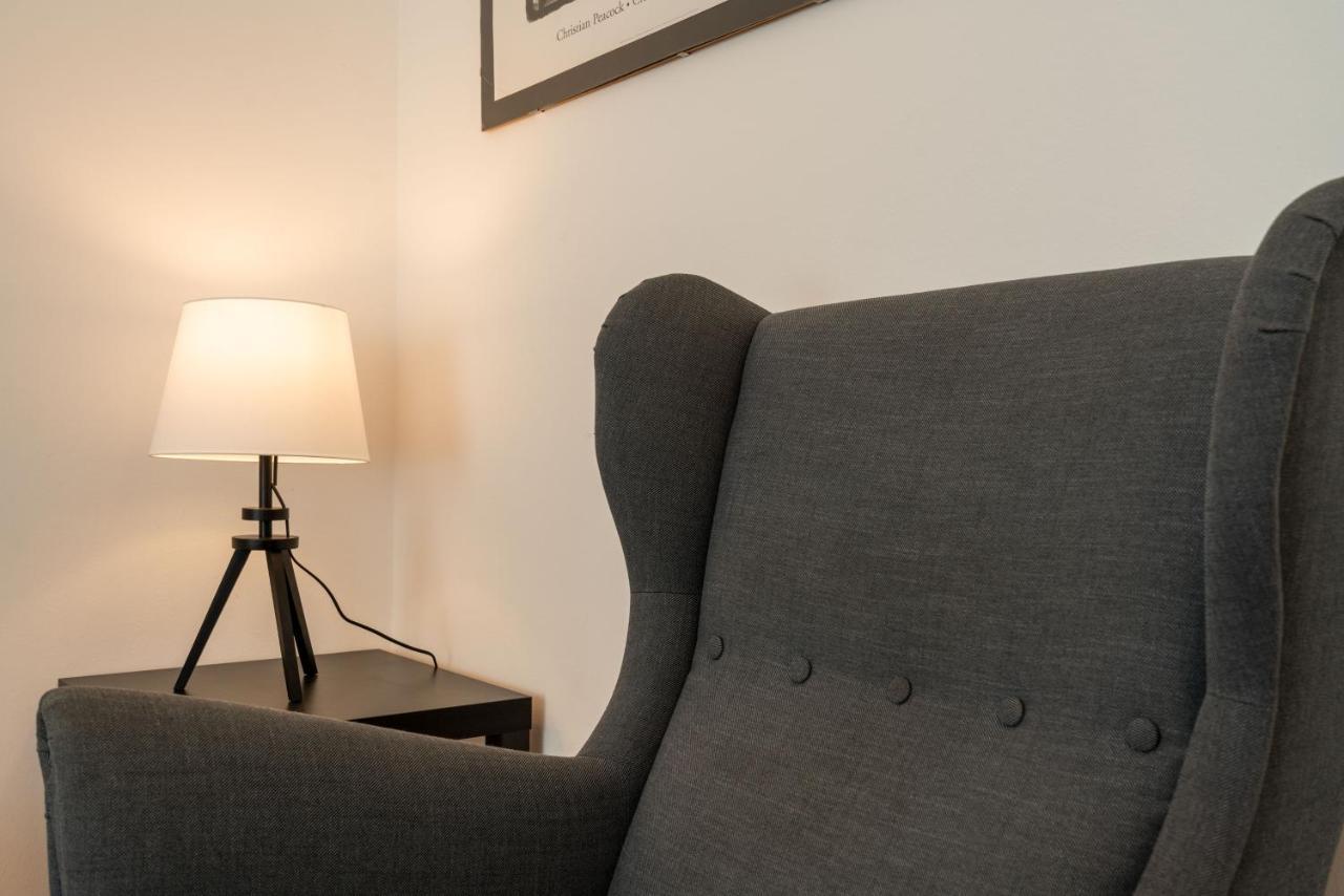 Buzzi Flexyrent Apartment Милано Екстериор снимка